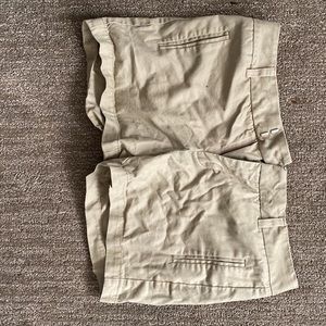 khaki shorts